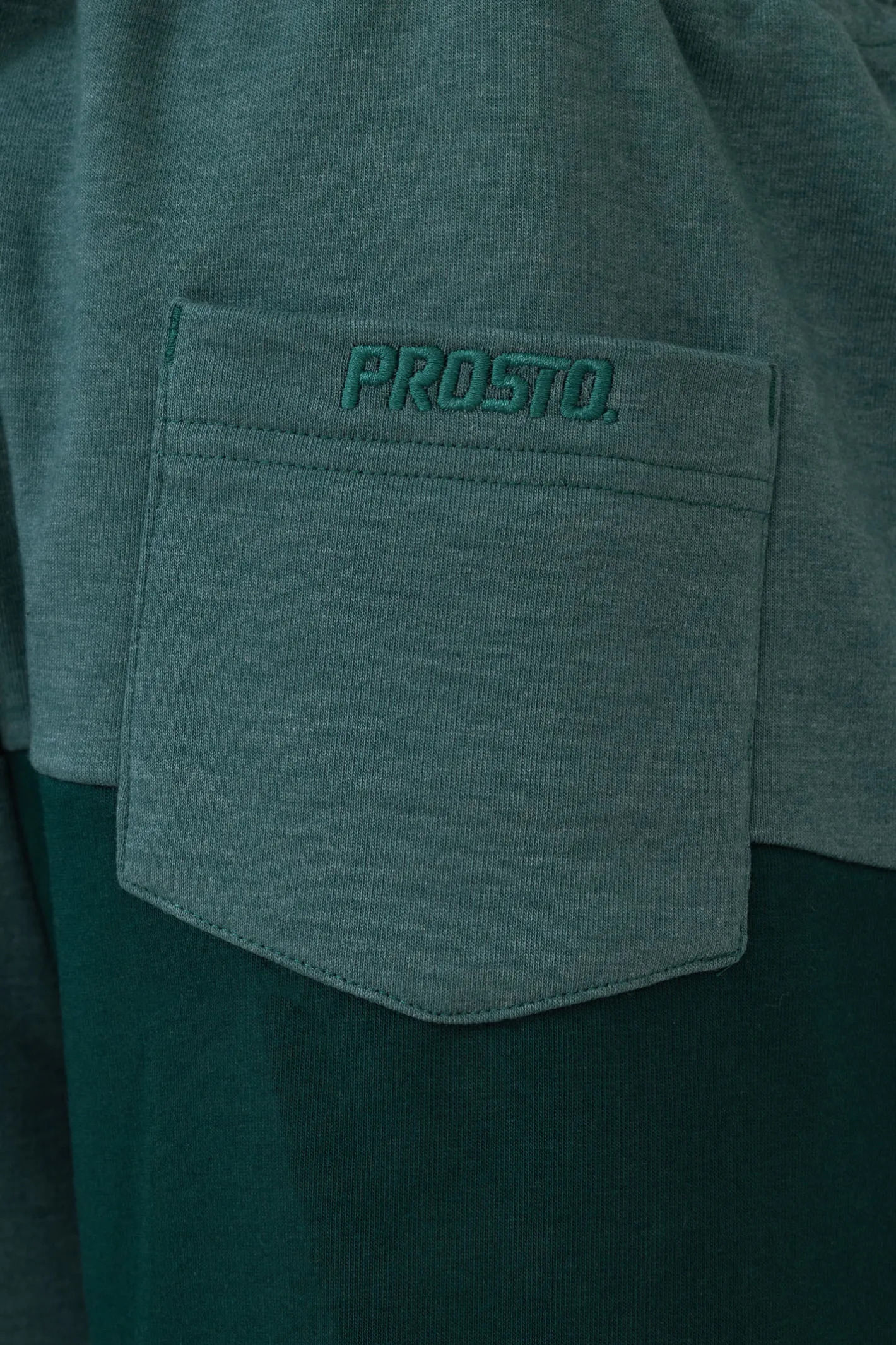 Szorty Materiałowe-Prosto Szorty Zippit